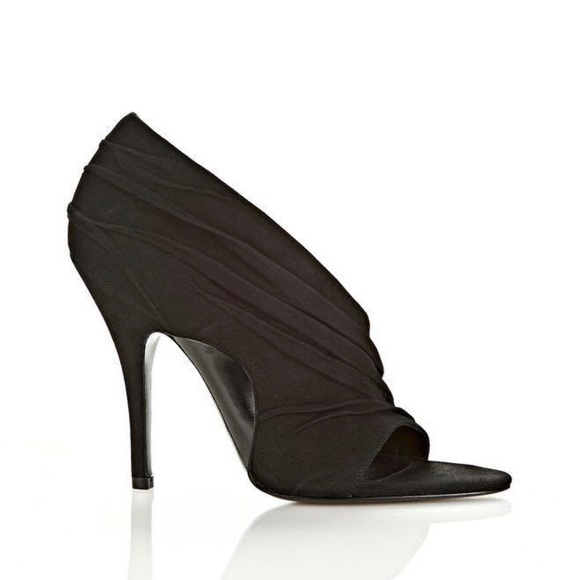 Alexander Wang MAJA Suede Pumps - Picture 2 of 7